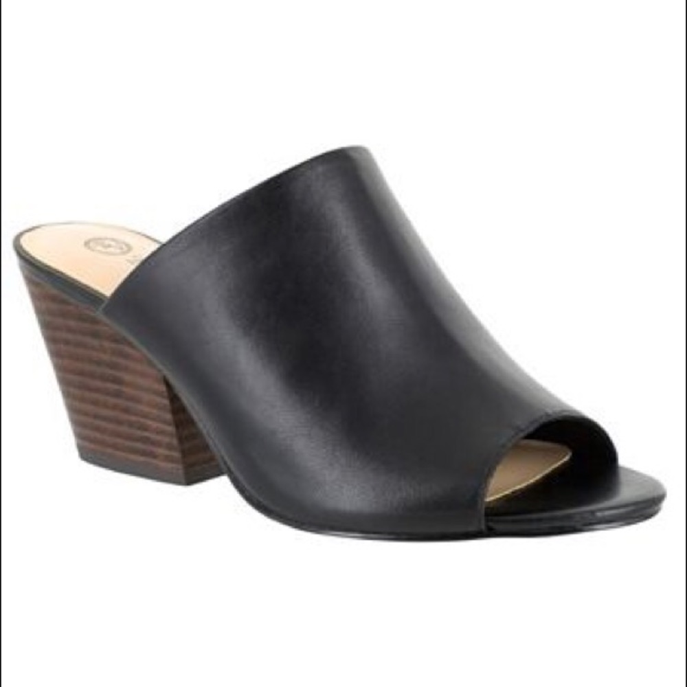 NORDSTROM BELLA VITA Black Leather Kathy Mule 9